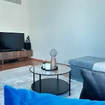Urban Cozy -Sea View With Pool And Gym Access